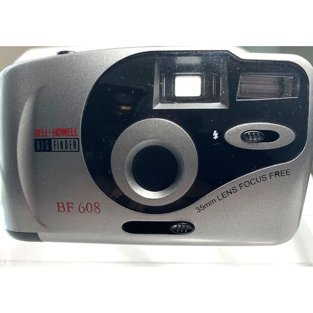 Bell & Howell Big Finder BF 608 Point and Shoot Film Camera 35mm Lens Focus Free